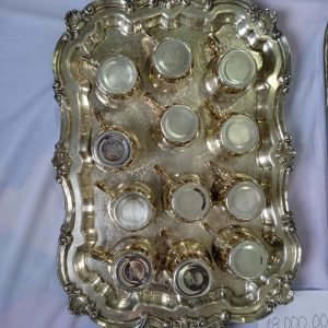 Đồ nội thất và Trang trí