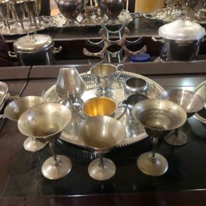 Đồ nội thất và Trang trí