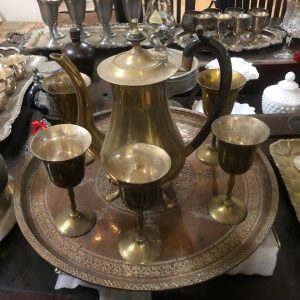 Đồ nội thất và Trang trí