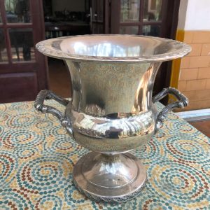 Đồ nội thất và Trang trí